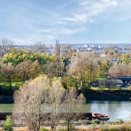 Rouen Seine View, Parking, Proche Centre Et Chu, Residence Privee Apartman